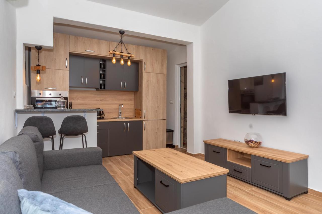 Apartman Sara Bar Zewnętrze zdjęcie