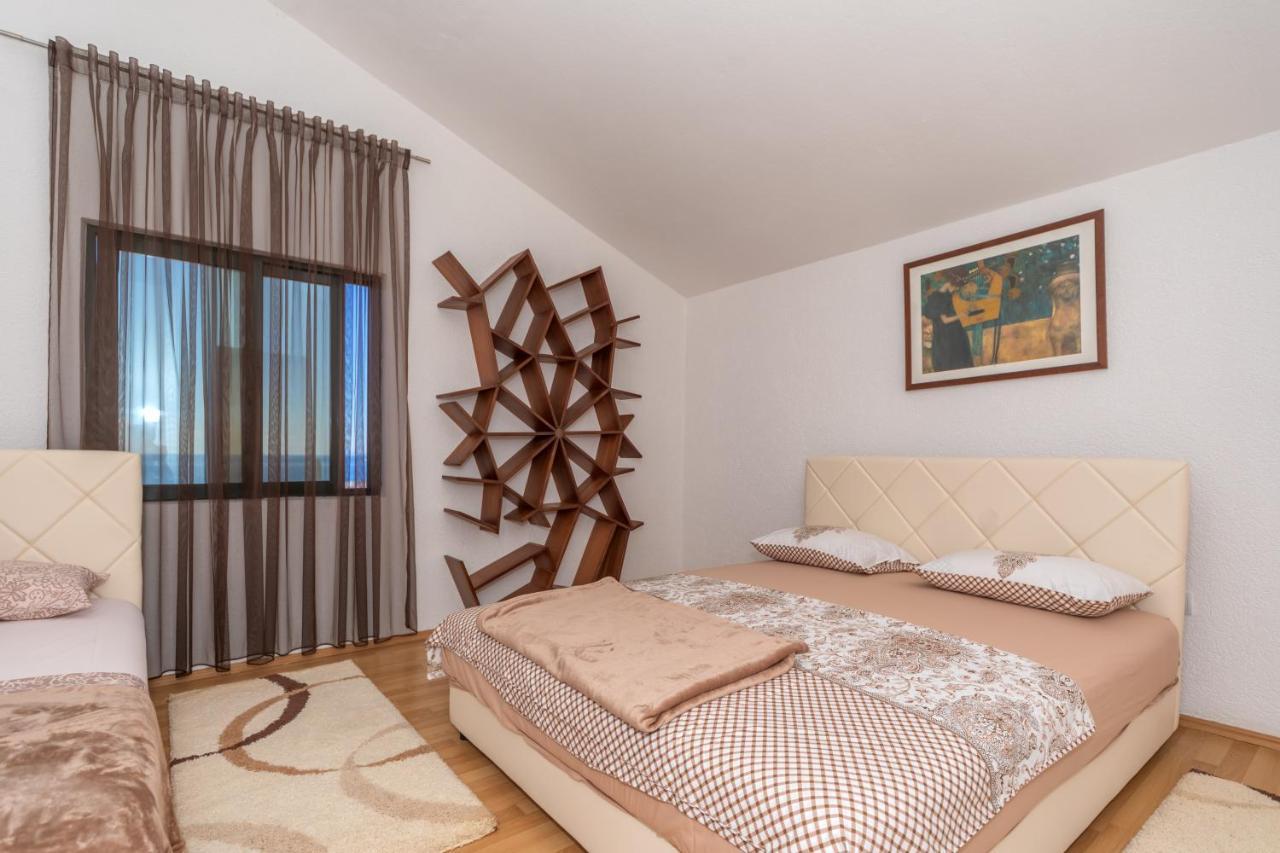 Apartman Sara Bar Zewnętrze zdjęcie