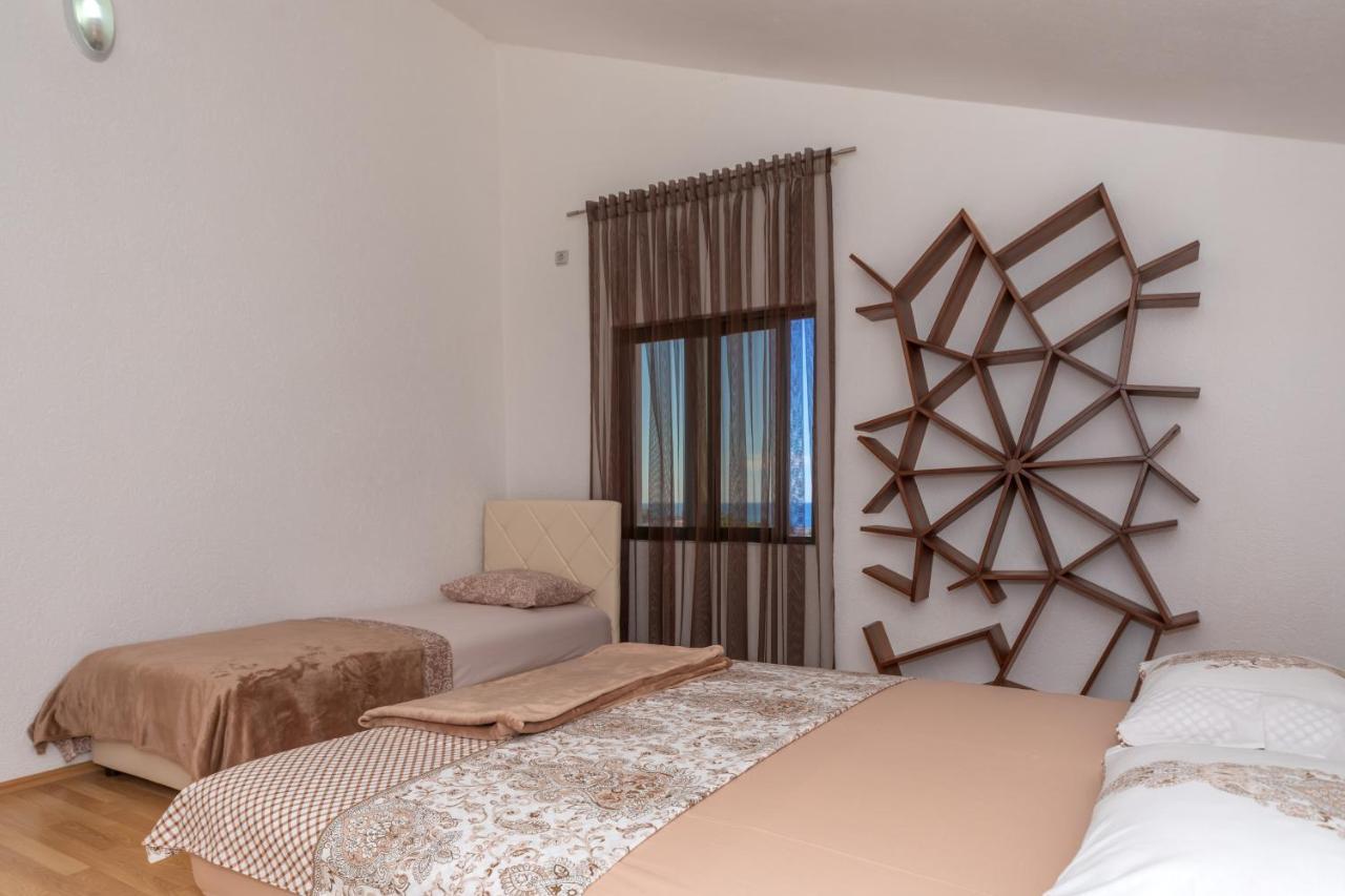 Apartman Sara Bar Zewnętrze zdjęcie