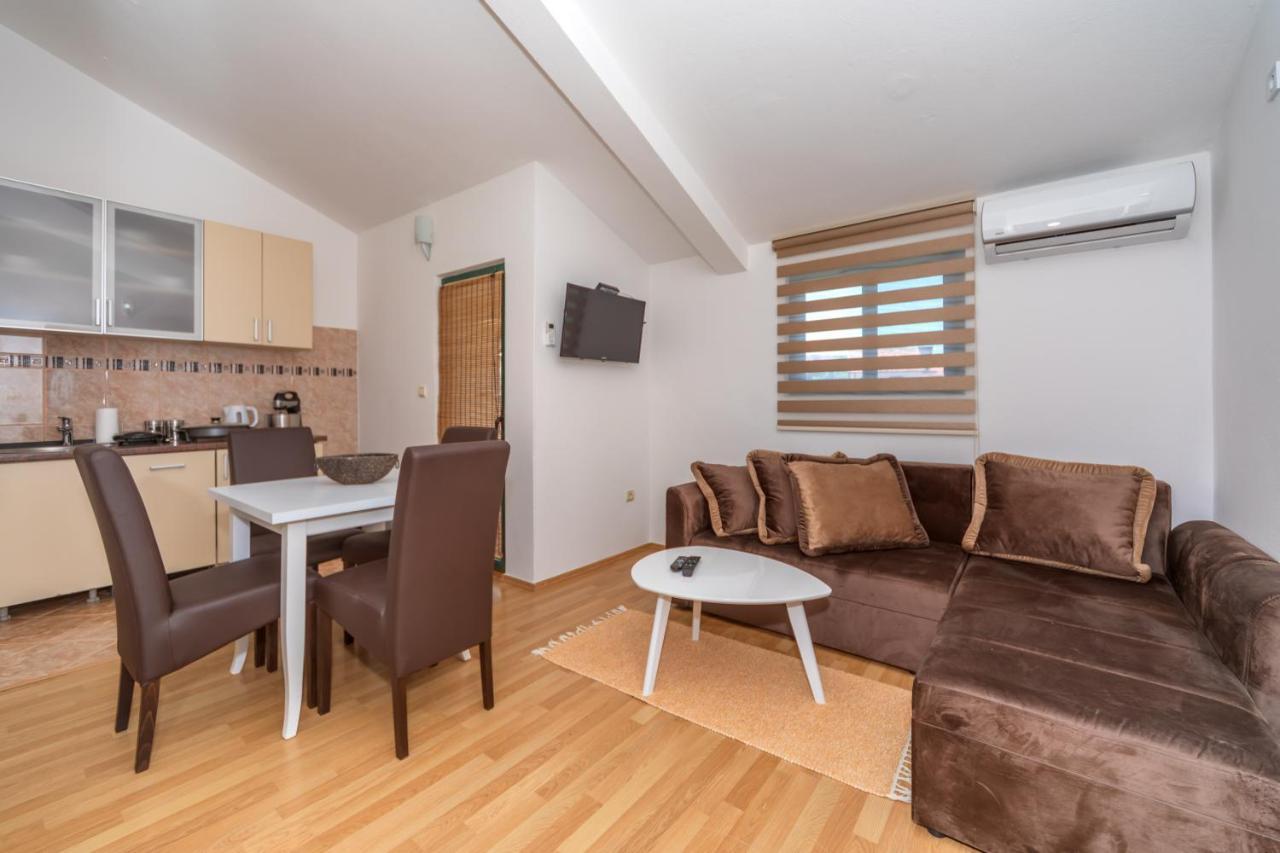 Apartman Sara Bar Zewnętrze zdjęcie